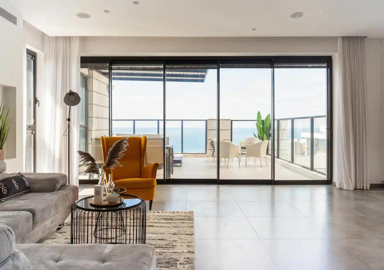 Apartamento Oַ&O Group- Luxury Penthouse Jacuzzi Sea 36 Floor Bat Yam Exterior foto