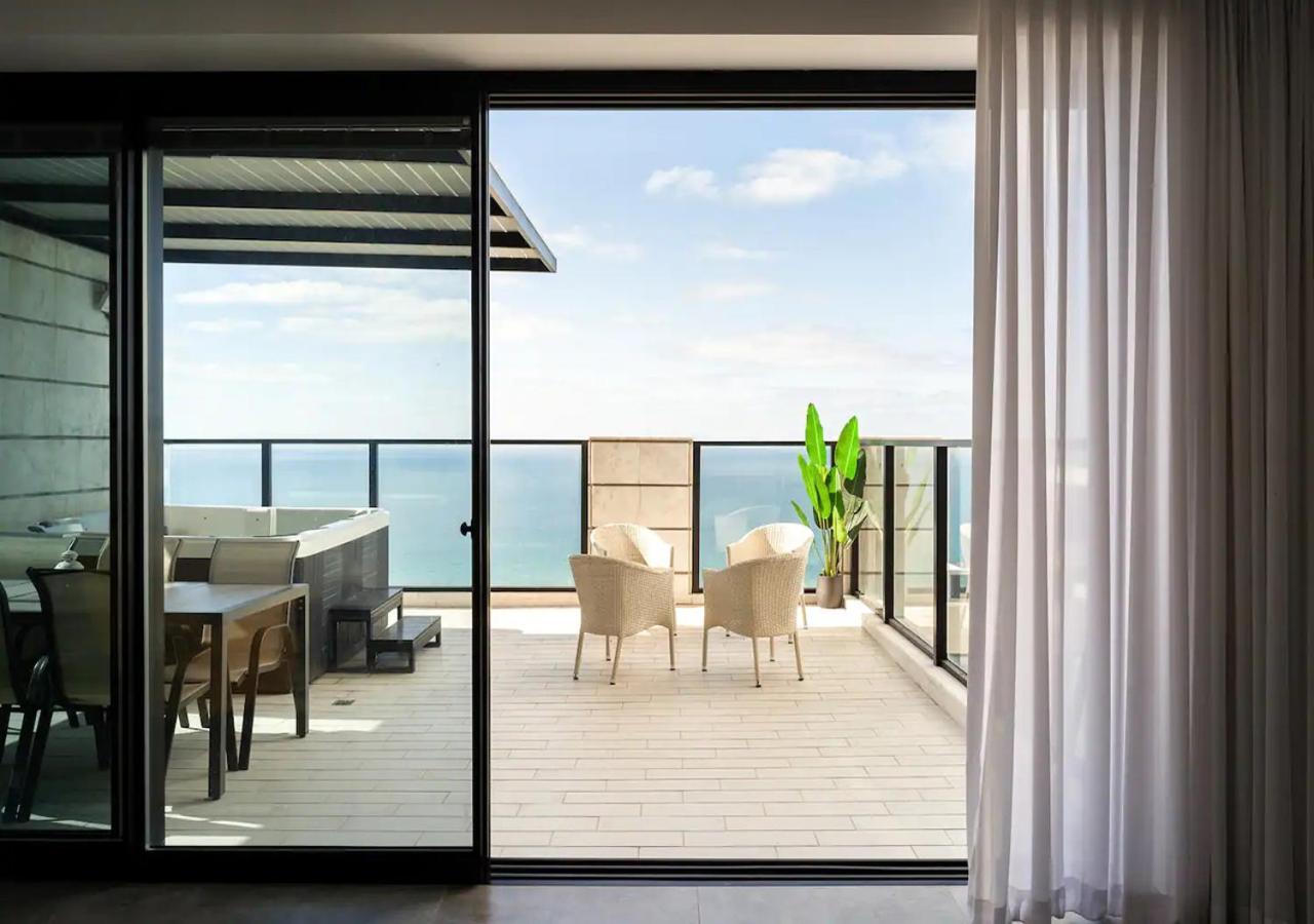 Apartamento Oַ&O Group- Luxury Penthouse Jacuzzi Sea 36 Floor Bat Yam Exterior foto