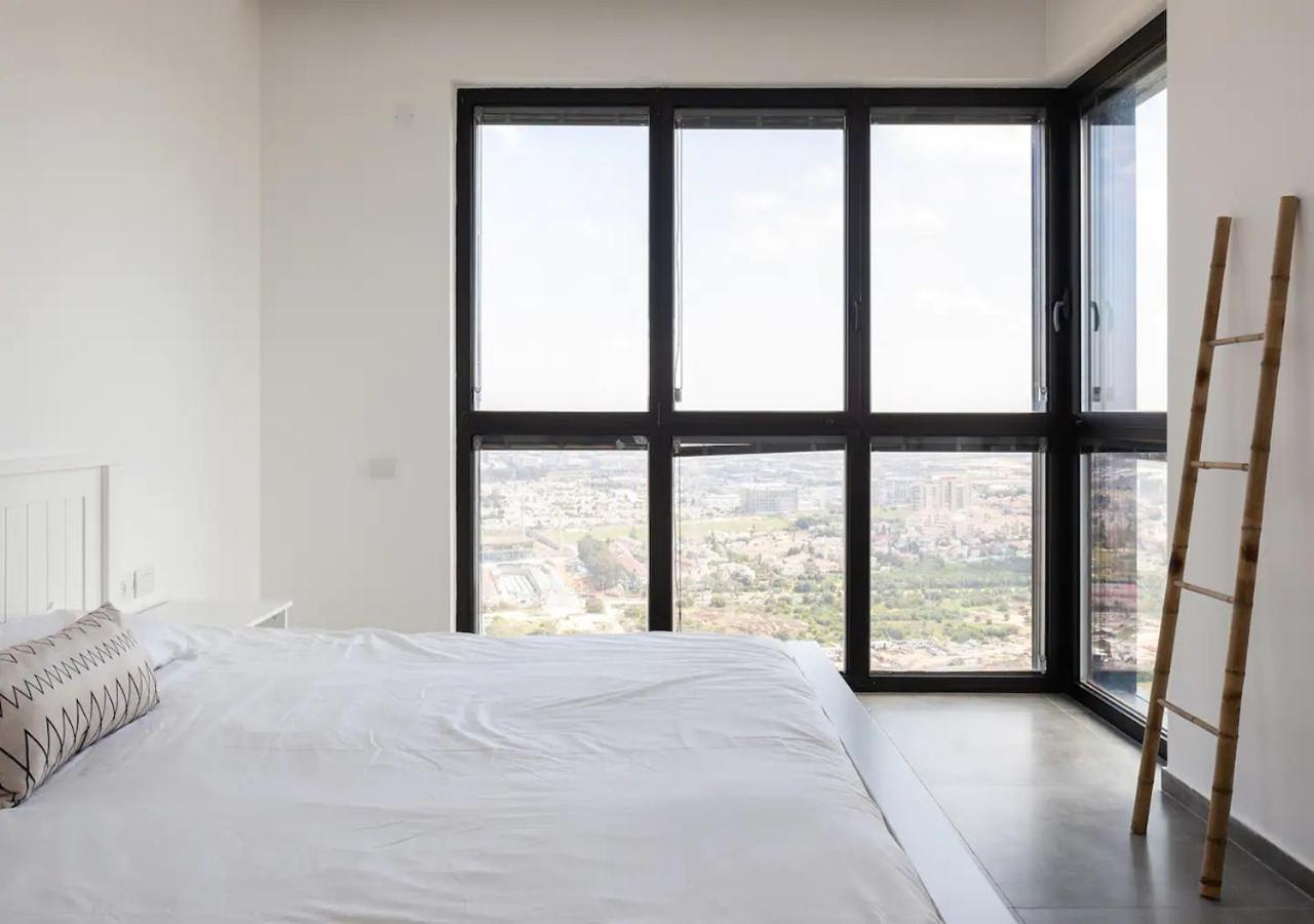 Apartamento Oַ&O Group- Luxury Penthouse Jacuzzi Sea 36 Floor Bat Yam Exterior foto