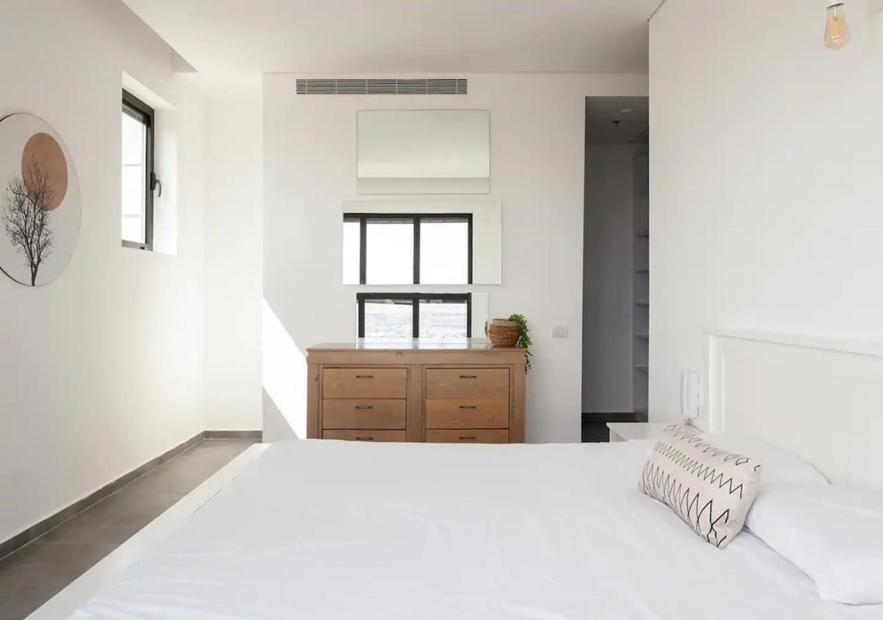 Apartamento Oַ&O Group- Luxury Penthouse Jacuzzi Sea 36 Floor Bat Yam Exterior foto